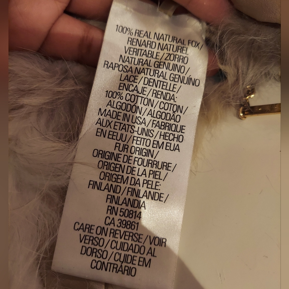 Sasha cape fox fur detachable collar - Picture 2 of 10